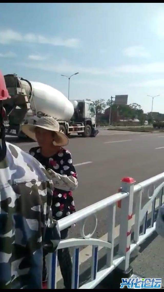 2.JPG